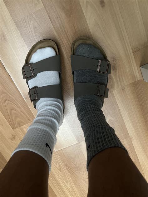 Socks with Birks advice. : r/Birkenstocks